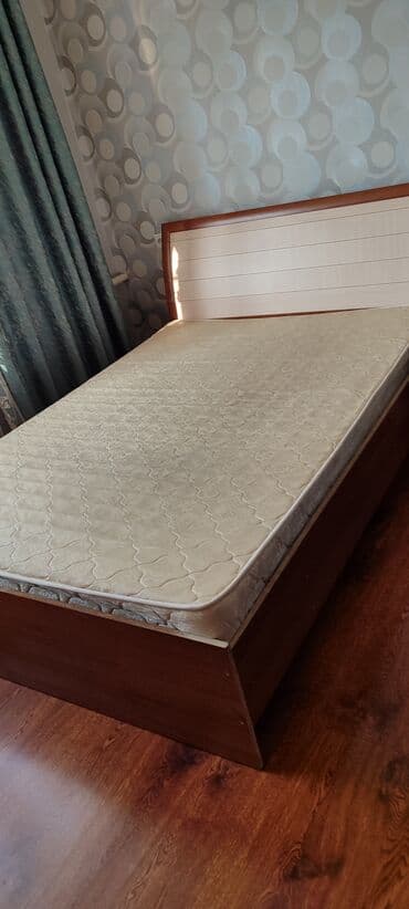 садовый диван: Продам спальный гарнитур — 3