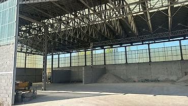 Крытый склад/производственный ангар, промка на красной книге