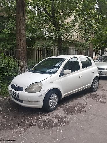 Toyota Vitz: 2001 г., 1 л, Автомат, Бензин, Хэтчбэк