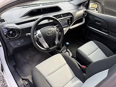 тойота приус с: Toyota Prius C: 2016 г., 1.5 л, Вариатор, Гибрид, Хэтчбэк — 3