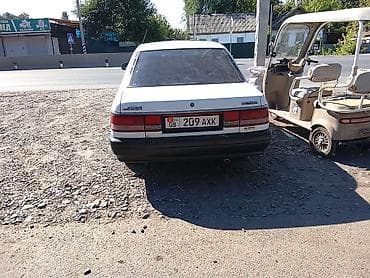 Унаа: Mazda 626: 1988 г., 2 л, Кол менен иштөөчү, Бензин, Седан — 4