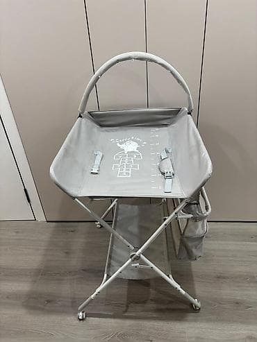 кормящий стол: Пеленальный стол, Б/у, Железо — 1