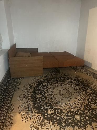 Бөлмөлөр: Квартира берилет 2 комната 6000с - Небольшое изолированное помещение — 2