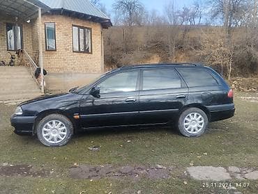 Транспорт: Toyota Avensis: 2002 г., 1.8 л, Кол менен иштөөчү, Бензин, Универсал — 6