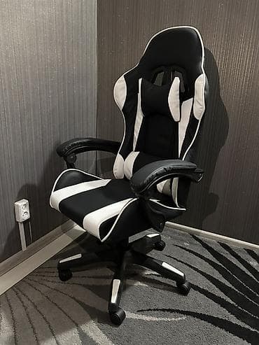 игровые креслы: Кресло абсолютно новое Игровое кресло в стиле racing, черно-белое — 2