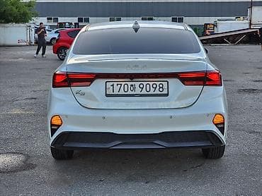 byd plus: Kia K3: 2021 г., Седан — 5