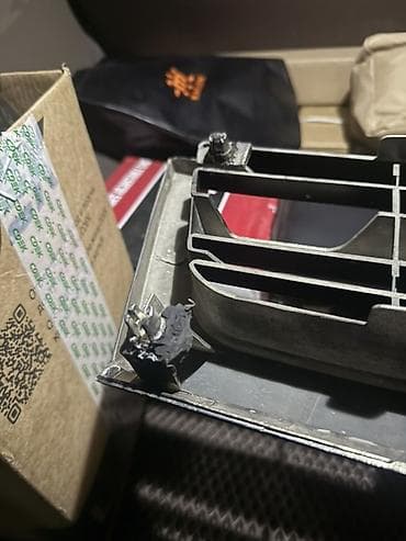 surf: Решетка радиатора Toyota — 3