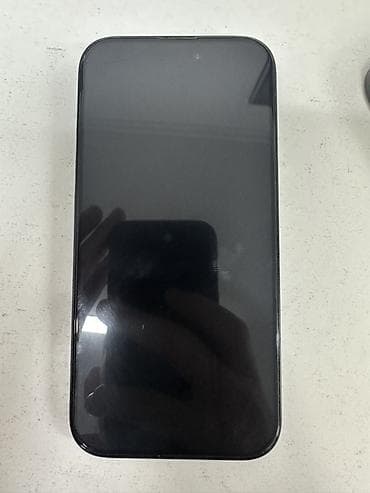 iphone 70: IPhone 16, Черный — 1