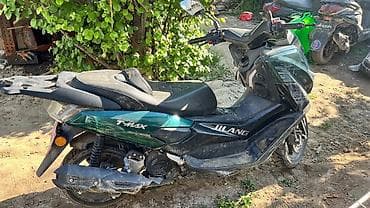 s class w220: Макси-скутер 125 куб. см, Бензин — 6