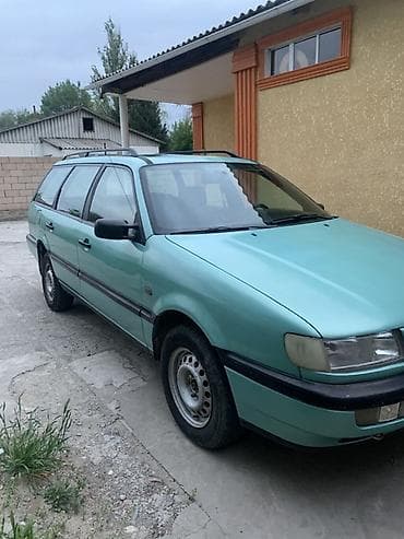 16 lt: Volkswagen Passat Variant: 1994 г., Механика, Бензин, Универсал — 3