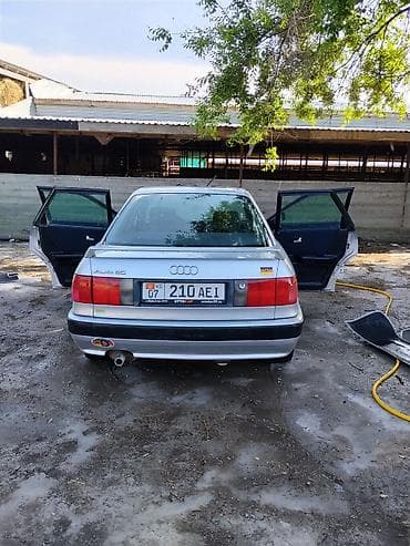 передний бампер на ауди с4: Audi 80: 1992 г., Механика, Седан — 2