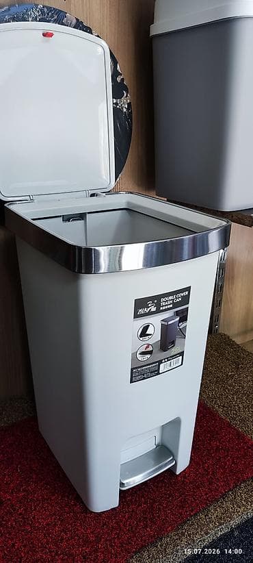 Хозтовары: Мусорное ведро Double Cover Trash Can, 25 л - Объем: 25 литров — — 3