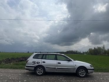 Toyota Carina E: 1997 г., 1.6 л, Механика, Бензин, Универсал — 4