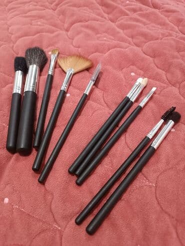 кист аль хинди: Продаю кисточки косметические — 3