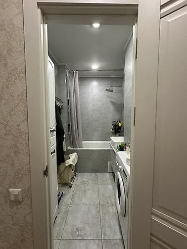 osh flat: СРОЧНО, ОТ СОБСТВЕННИКА‼️‼️продаю 3-х комнатную квартиру. Рядом — 5