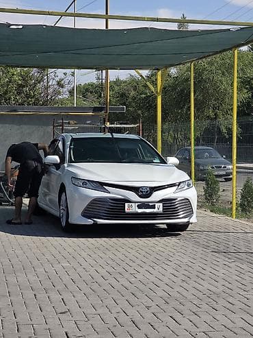 tokyo city: Toyota Camry: 2017 г., 2.5 л, Вариатор, Гибрид, Седан — 7