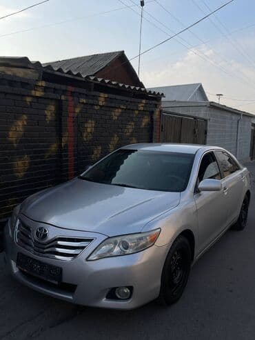 срочно продам авто в связи с переездом: Toyota Camry: 2009 г., Бензиновая, Седан — 5
