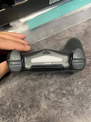 sony playstation 4 цена в бишкеке: Беспроводной геймпад Sony DualShock 4 (PS4), цвет — черный — 1