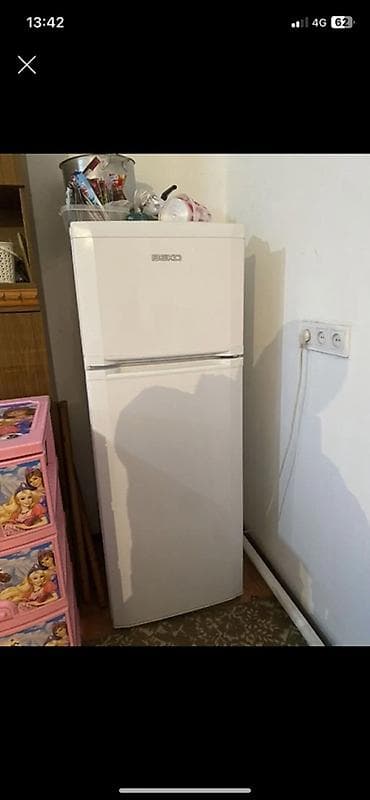 Холодильник Beko, Двухкамерный, De frost (капельный)