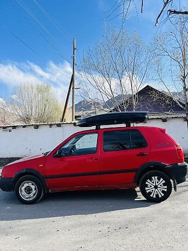 соната дверь: Volkswagen Golf: 1993 г., 1.6 л, Ручные, Бензин, Хэтчбэк — 4