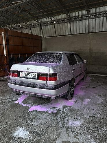 Продажа авто: Volkswagen Vento: 1993 г., 2 л, Ручные, Бензин, Седан — 5