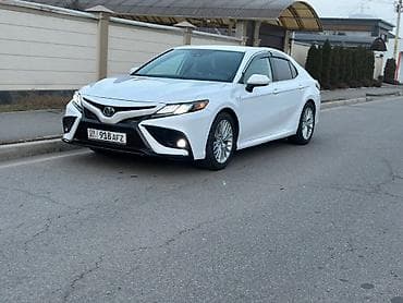 100 ауди: Toyota Camry: 2021 г., Гибрид, Седан — 7