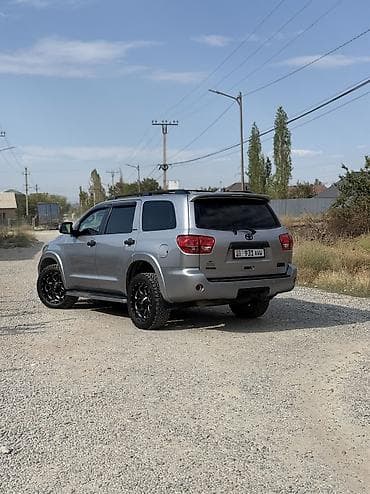 тайота из: Toyota Sequoia: 2010 г., 5.7 л, Автомат, Бензин, Внедорожник — 3