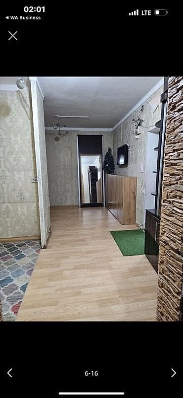 Просторная комната/зона в квартире с отдельным входом из длинного