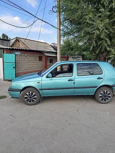 q7 audi: Volkswagen Golf: 1992 г., 0.8 л, Механика, Бензин, Хэтчбэк — 2