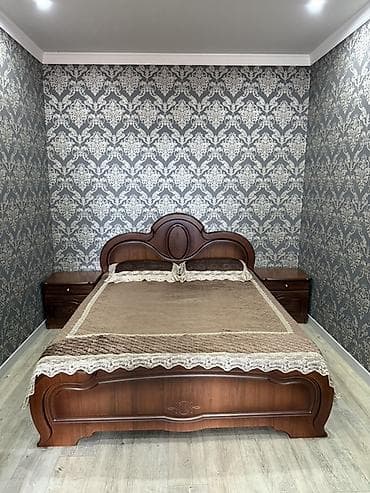 Спальный гарнитур, Б/у, Двуспальная кровать, Шкаф, Комод, Белоруссия, Дерево, цвет - Коричневый at lalafo.kg Спальный гарнитур, Б/у, Двуспальная кровать, Шкаф, Комод, Белоруссия, Дерево, цвет - Коричневый