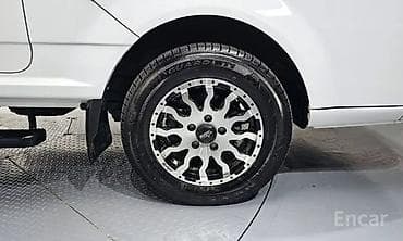 Продажа авто: Hyundai Porter: 2024 г., 2.5 л, Автомат, Газ, Пикап — 4