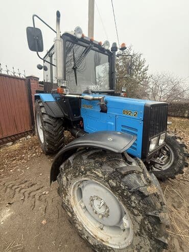Трактор Беларус МТЗ 892.2 2021 года 2500 мото час воом не работал at lalafo.kg Трактор Беларус МТЗ 892.2 2021 года 2500 мото час воом не работал