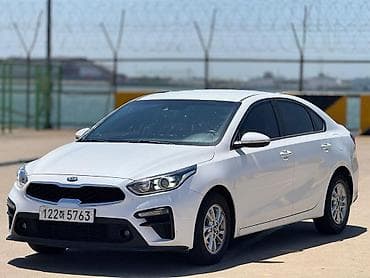 kia ev3: Kia Cerato: 2021 г., Седан — 2