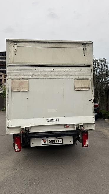 капот мерс ешка: Легкий грузовик, Mercedes-Benz, Стандарт — 3