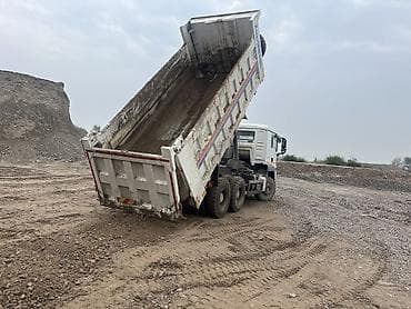 пескоструя: Песок с доставкой самосвалом. - Карьерный песок, фракция — 3