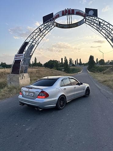 byd e1: Mercedes-Benz E-Class: 2002 г., 5 л, Автомат, Бензин, Седан — 1