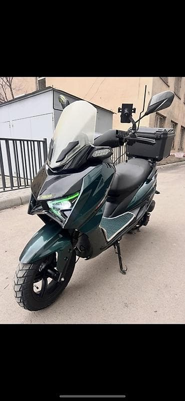 Скутерлер: Макси-скутер 150 куб. см, Бензин, Колдонулган — 1