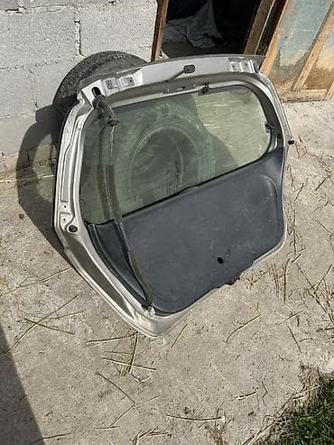 Кузов бөлүктөрү: Багажниктин капкагы Honda, Оригинал — 3