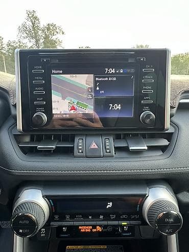 5: Toyota RAV4: 2021 г., 2.5 л, Автомат, Гибрид, Кроссовер — 10