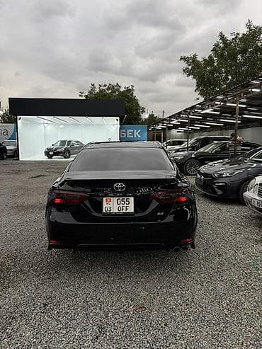 бизнем: Toyota Camry: 2018 г., 2.5 л, Автомат, Бензин, Седан — 10
