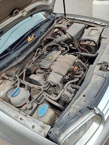 colf 2: Volkswagen Golf: 2003 г., 2 л, Механика, Бензин, Хэтчбэк — 4