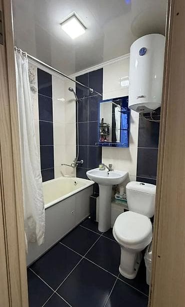 5мкр квартира: 2 комнаты, 43 м², 104 серия, 4 этаж, Евроремонт — 6