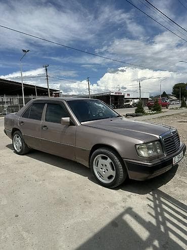 android авто: Mercedes-Benz W124: 1993 г., 2.2 л, Механика, Бензин, Седан — 1