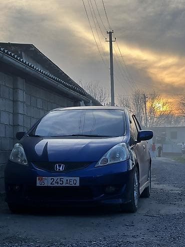 fit 2012: Honda Fit: 2010 г., 1.5 л, Автомат, Бензин, Хэтчбэк — 1
