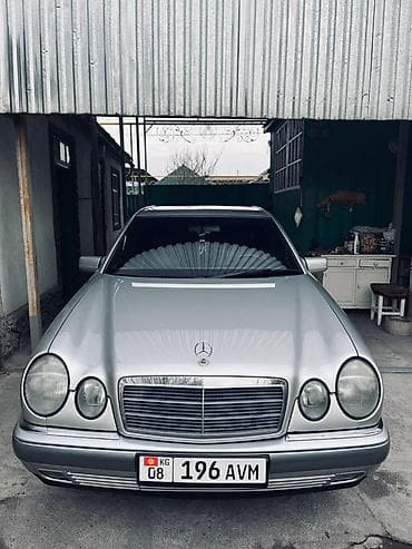 Mercedes-Benz E-Class: 1995 г., 3.2 л, Автомат, Бензин, Седан — 1