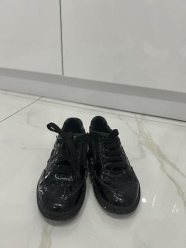 det: Черные детские туфли из лаковой кожи | 31 размер | надевали пару раз — 2