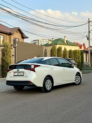 тоуота королла: Toyota Prius: 2019 г., 1.8 л, Вариатор, Гибрид, Седан — 3