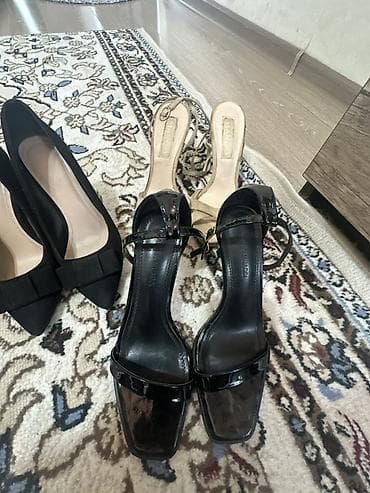 обувь 44: Босоножки, 37, 38, Amina Muaddi, Б/у, цвет - Черный, Самовывоз — 1
