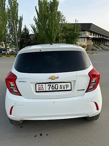 spark premier: Chevrolet Spark: 2018 г., Автомат, Бензин, Хэтчбэк — 3