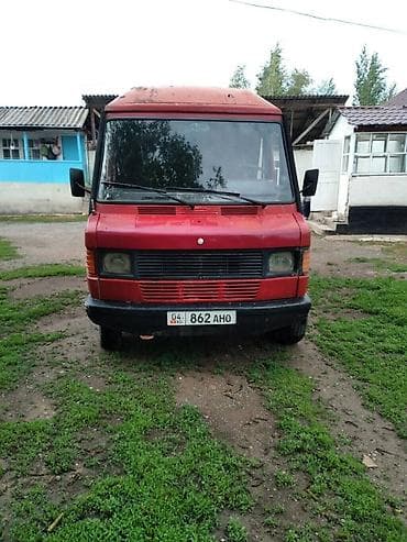 Mercedes-Benz : 1991 г., 3 л, Механика, Дизель, Фургон